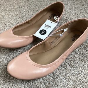 New light pink ballet flat
